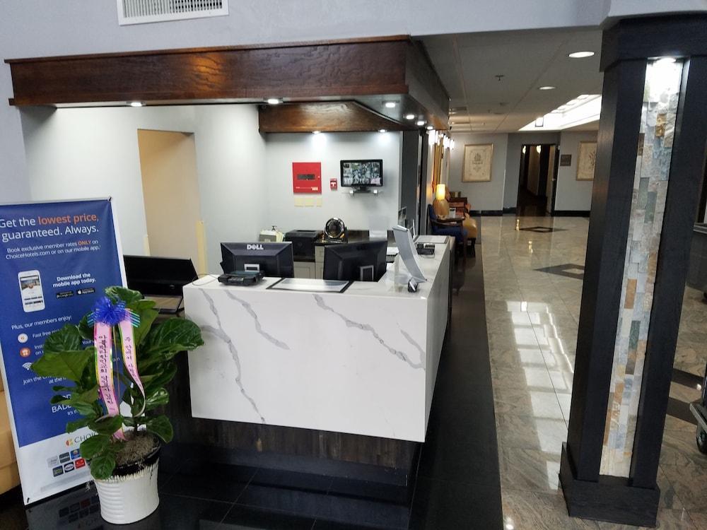 Spark By Hilton دولوث المظهر الخارجي الصورة
