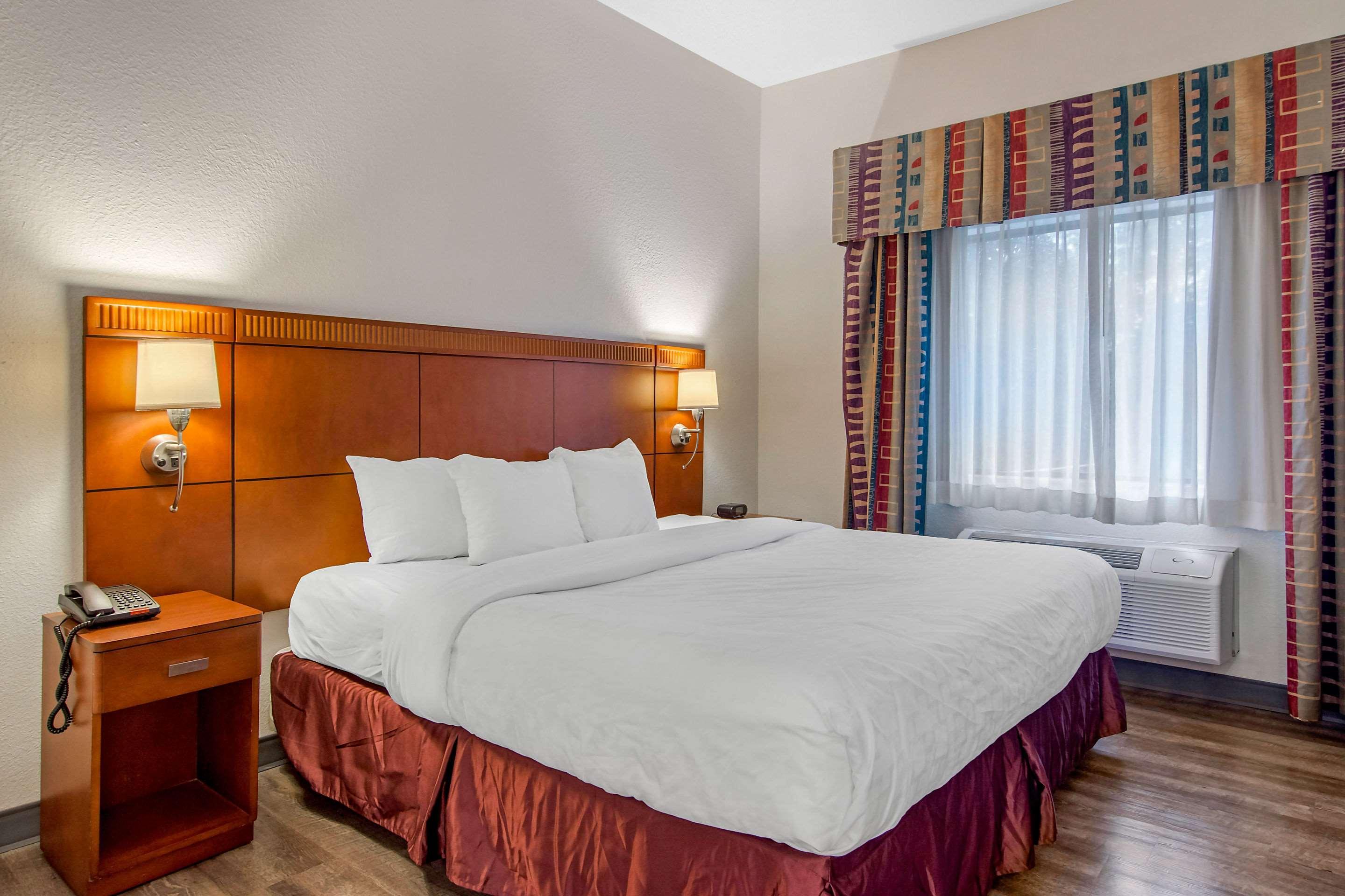 Spark By Hilton دولوث المظهر الخارجي الصورة